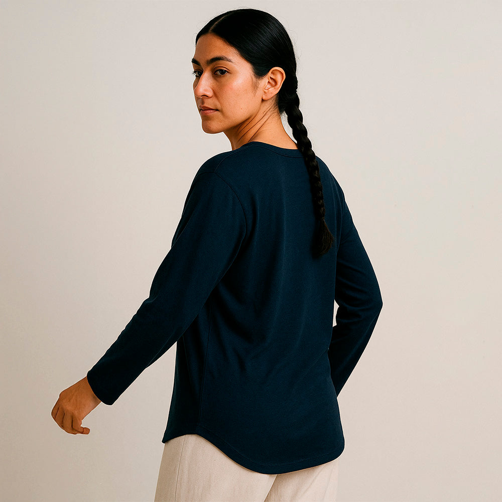 Bruma Tee | Camiseta de manga larga y escote en V